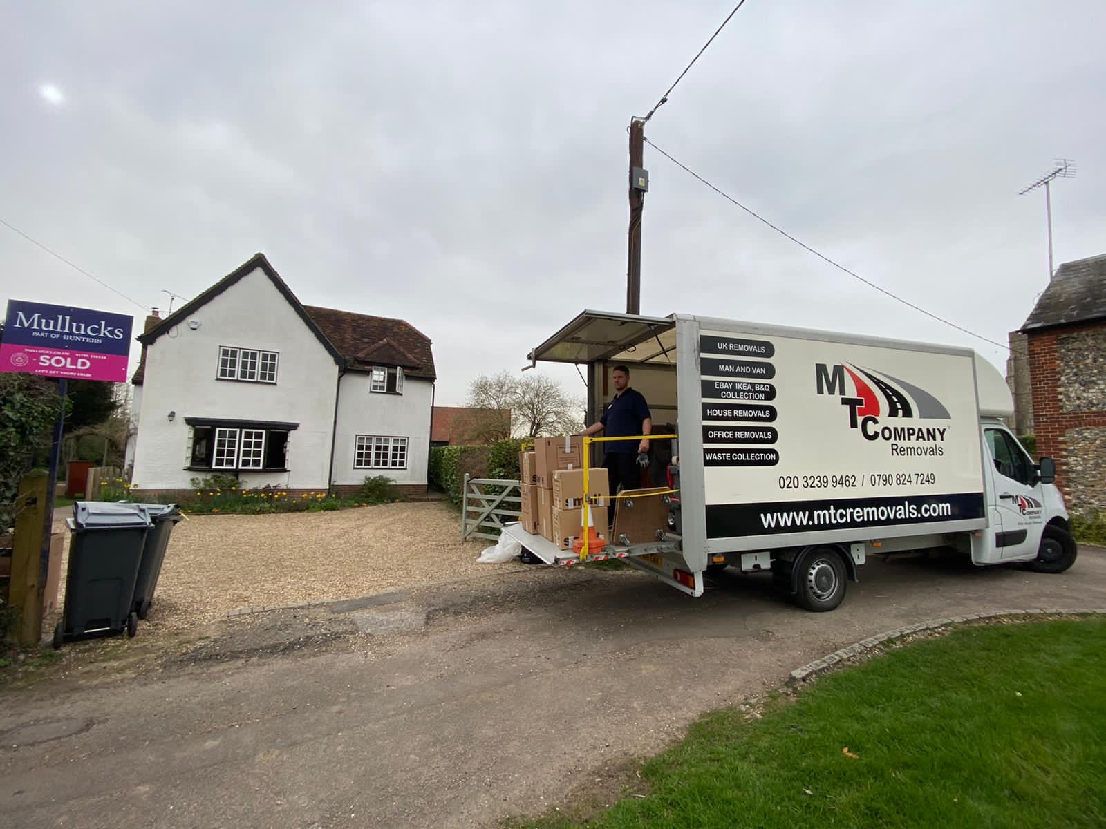Large Moving Box - London Removals Company | MTC Removals